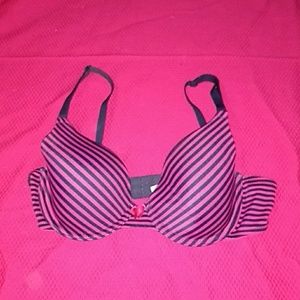 Free w/ purchase Pink & blue bra 34B